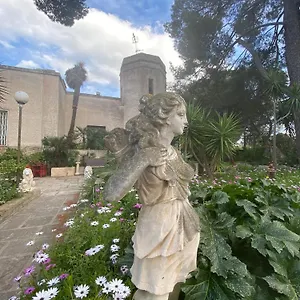 https://villa-torre-del-sole.barihotels.org